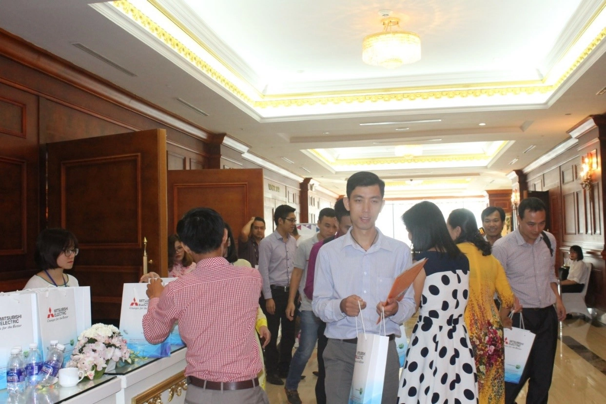 Triển lãm trình diễn trực quan ngày 29/09/2016 10 mitsu2010